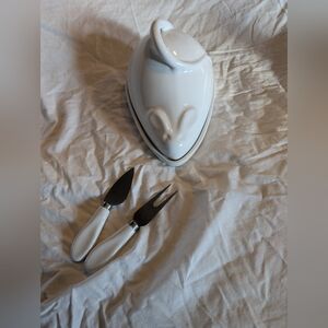 2/50$ Elegant White Mouse Cheese Serving Set